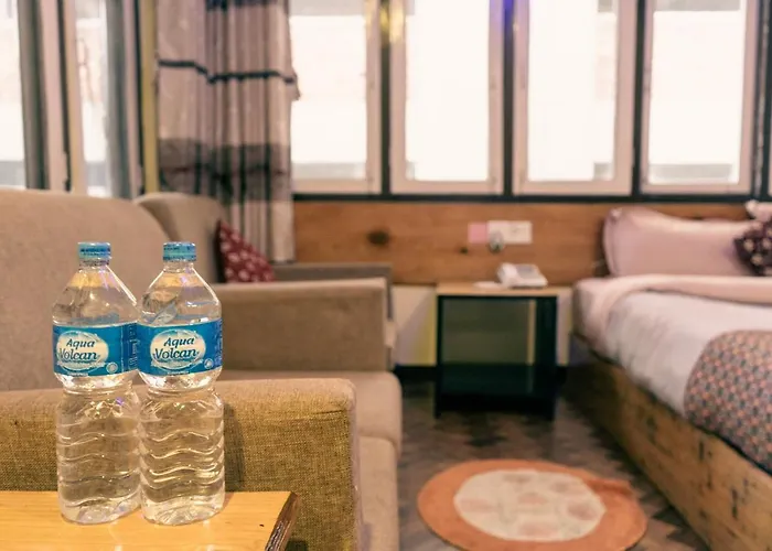 Shree Tara Hotel